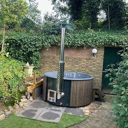 Bosboerderij De Goudsberg Met Hottub In Tuin Villa Lunteren Dış mekan fotoğraf